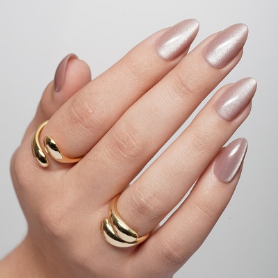 Cat Eye Nails in Islamabad